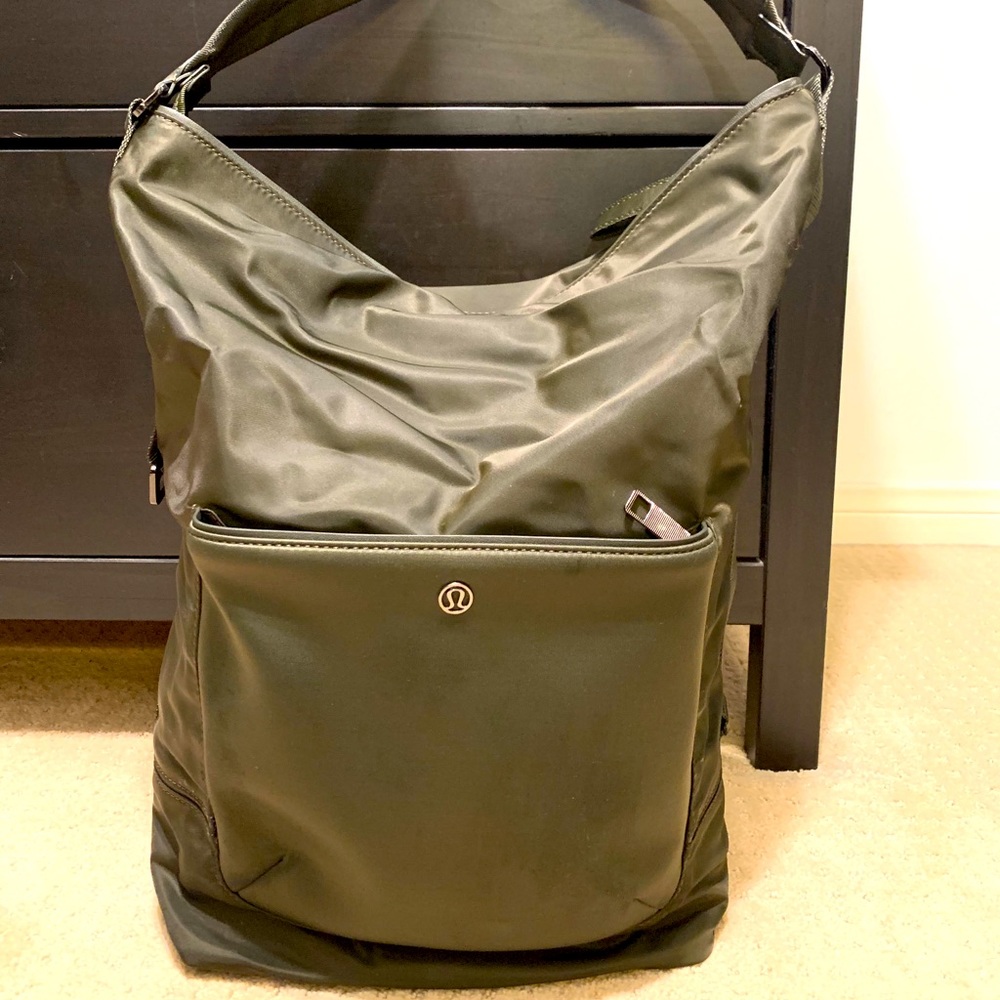 Lululemon All Set Hobo 21L
